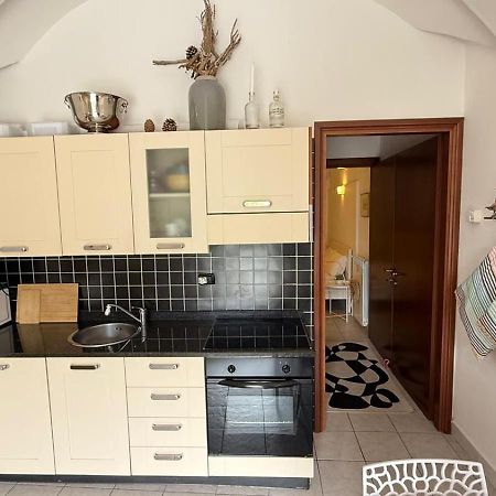 1-Bedroom Apartment Bello Posto Acquaseria Exterior photo